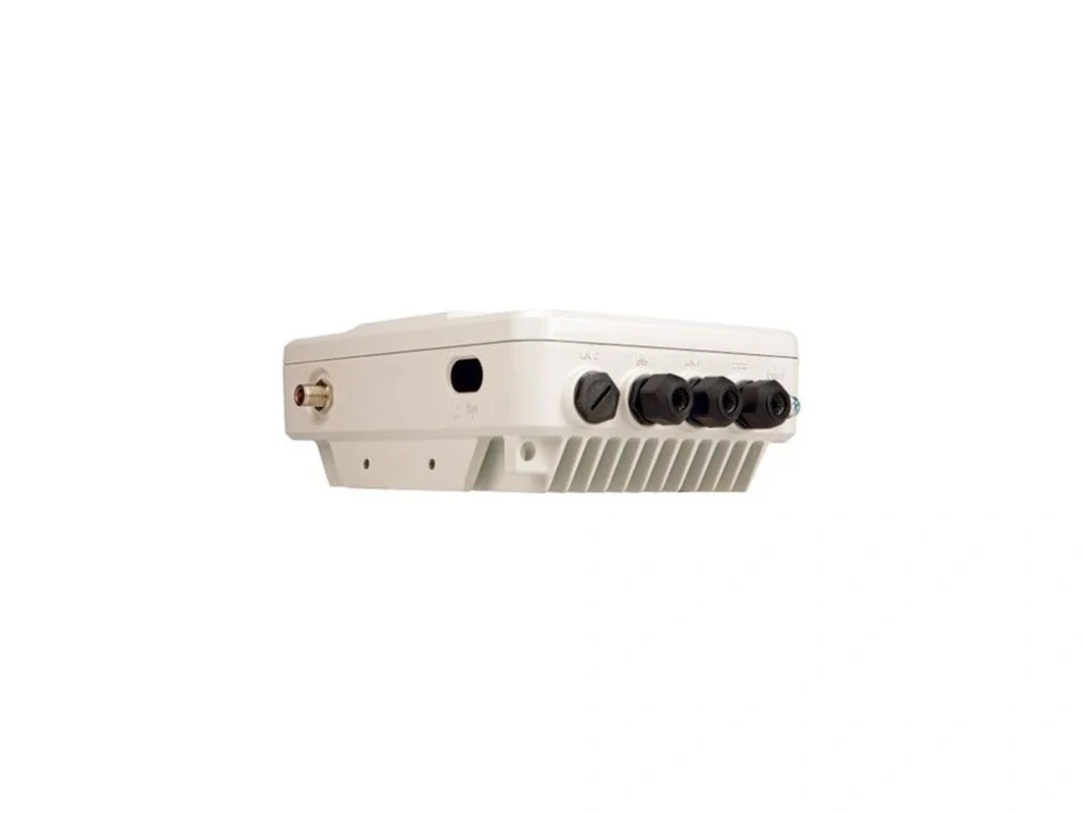 Kompaktný repeater Motorola SLR 1000 UHF DIGITAL ANALOG 10W MDR11SDGANQ1AN