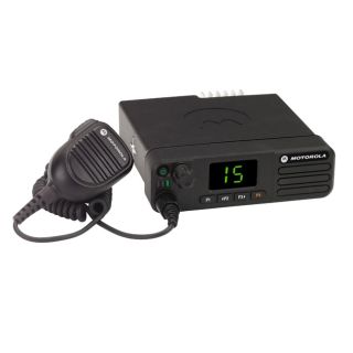 Motorola MOTOTRBO™ DM4400e VHF